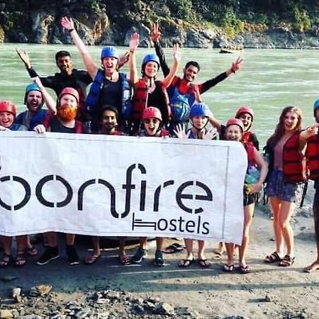 Bonfire Hostels Rishikesh Ngoại thất bức ảnh