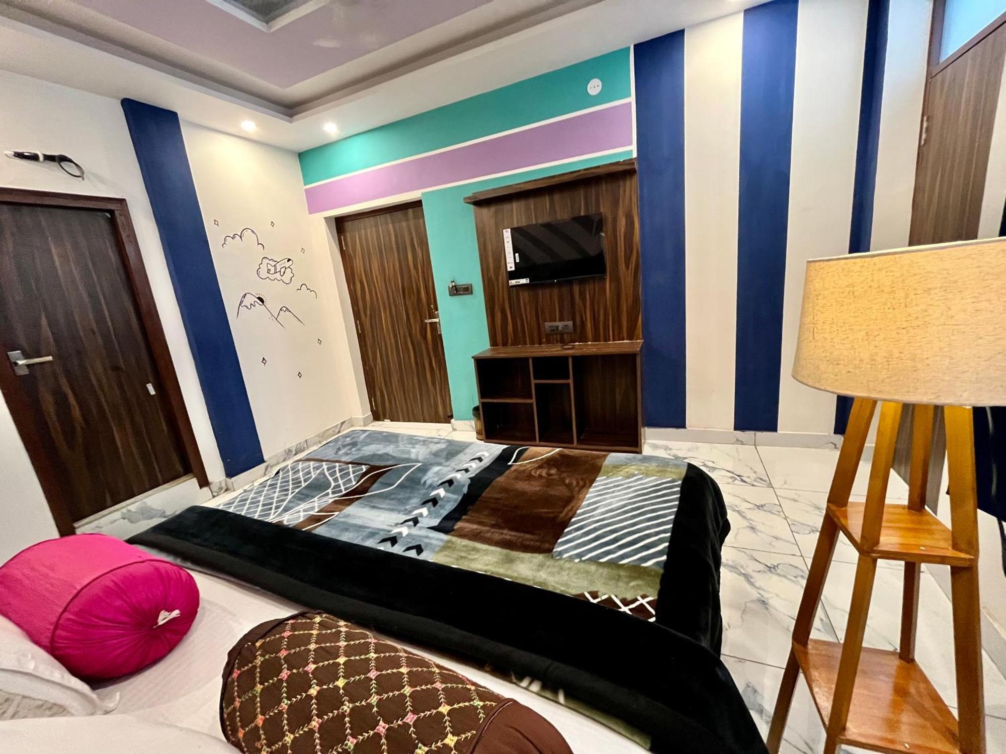 Bonfire Hostels Rishikesh Ngoại thất bức ảnh