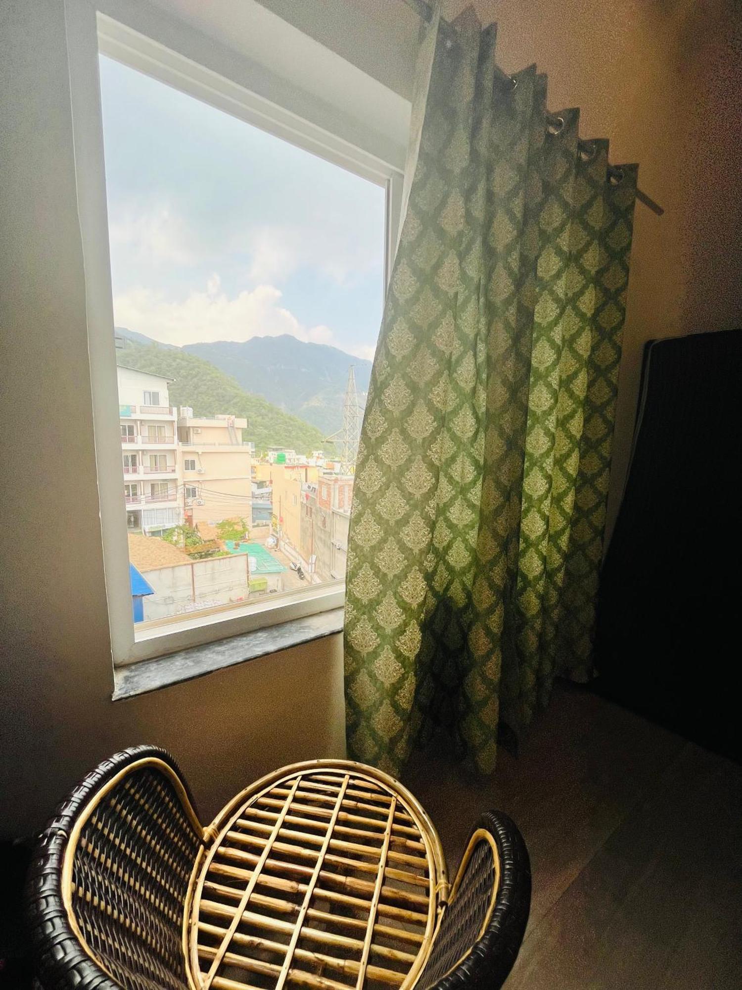 Bonfire Hostels Rishikesh Ngoại thất bức ảnh